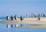 mainbeach150.jpg